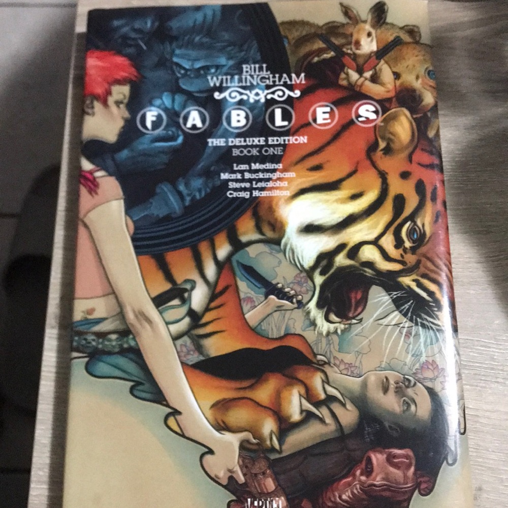 Fables: the Deluxe Edition Book One Hardcover Bill Willingham